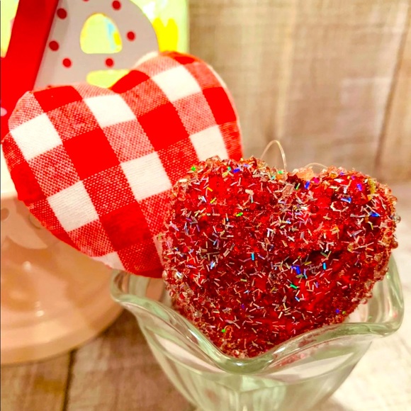 4 Piece Set for Valentine’s Day Tiered Trays - Picture 5 of 12